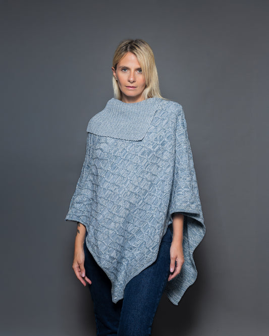 PONCHO LANA CELESTE CLARO - ART.7986