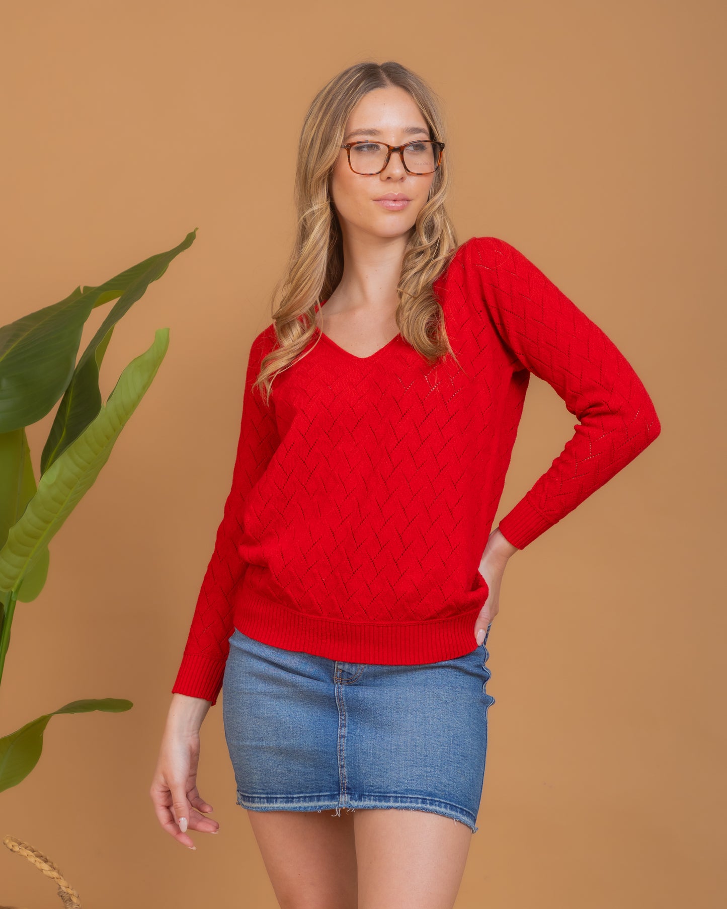 ESCOTE V CALADO ALGODÓN ROJO - ART.7976